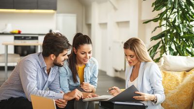 How to Write a Promissory Note for a $10,000 Family Loan